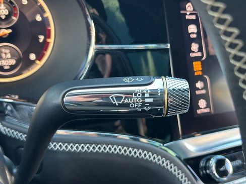 Used 2021 Bentley Flying Spur V8 image 54