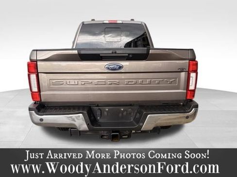 Used 2022 Ford F250 Lariat w/ Lariat Ultimate Package AWD/4WD image 5