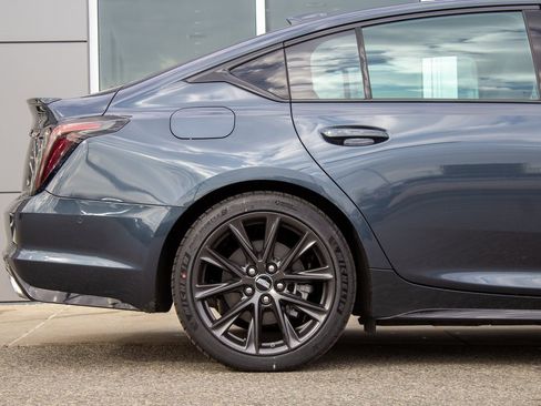 Used 2025 Cadillac CT5 V image 6