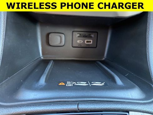 Used 2023 GMC Acadia Denali image 18