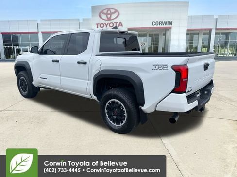 Used 2024 Toyota Tacoma TRD Off-Road w/ TRD Off Road Upgrade Package AWD/4WD image 6
