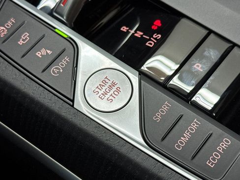 New 2026 BMW 330i Sedan w/ Convenience Package image 19