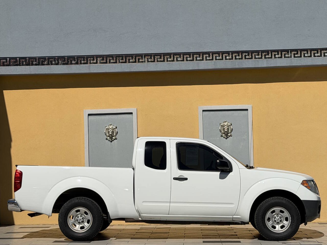 Used 2016 Nissan Frontier S RWD image 7
