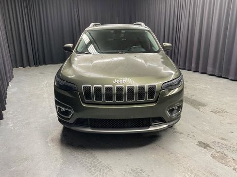 Used 2020 Jeep Cherokee Limited image 3