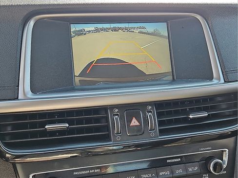 Used 2018 Kia Optima S w/ Panoramic Sunroof Package image 24