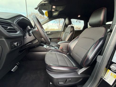 Certified 2023 Ford Escape ST-Line w/ Tech Pack #1 image 21