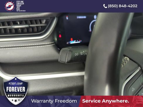 Used 2024 Jeep Grand Cherokee Altitude AWD/4WD image 20