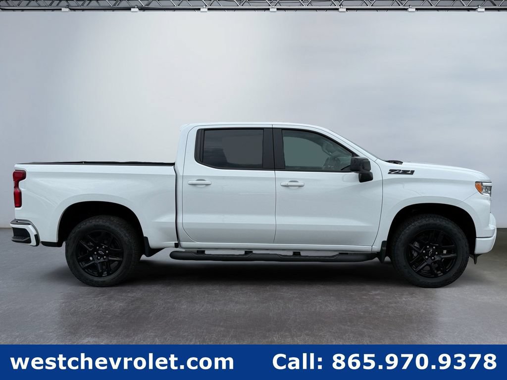 New 2026 Chevrolet Silverado 1500 RST w/ Z71 Off-Road Package AWD/4WD image 2