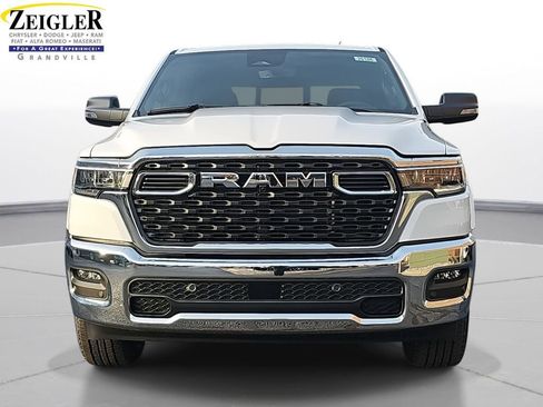 New 2026 RAM 1500 4x4 Crew Cab image 2