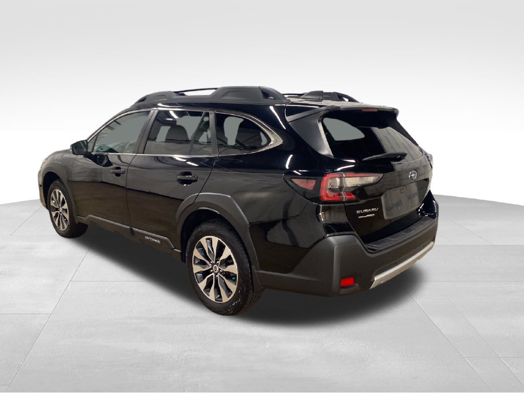 Certified 2024 Subaru Outback Limited AWD/4WD image 2