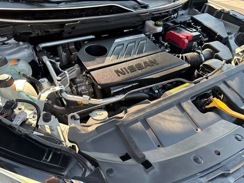 Used 2022 Nissan Rogue SV AWD/4WD image 22
