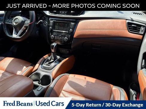 Certified 2019 Nissan Rogue SL w/ Premium Package AWD/4WD image 13