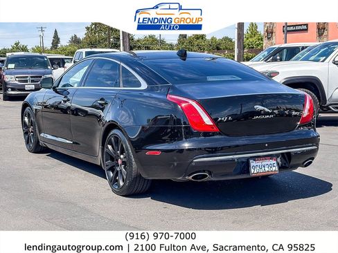 Used 2017 Jaguar XJ L Portfolio RWD image 2