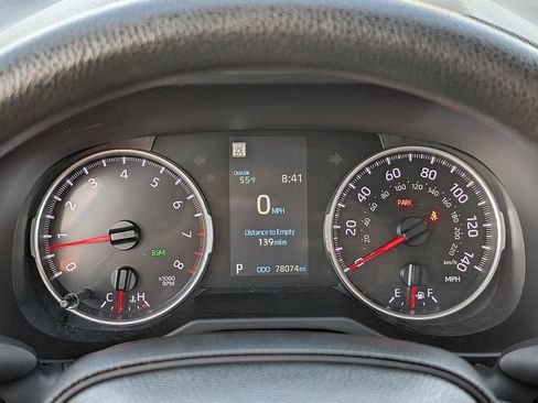 Used 2022 Toyota RAV4 XLE image 33