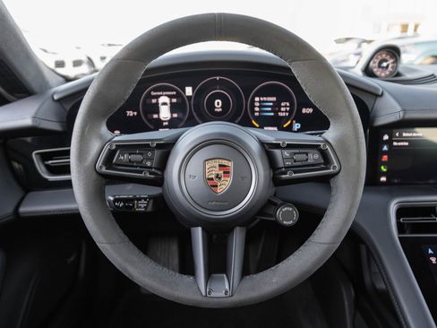 Used 2023 Porsche Taycan GTS image 13