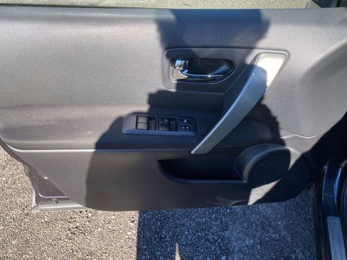 Used 2013 Nissan Rogue SV w/ Premium Pkg image 11