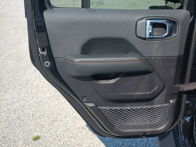 New 2027 Jeep Wrangler Unlimited Sahara AWD/4WD image 26