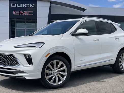 Used 2024 Buick Encore GX Avenir w/ Avenir Technology Package FWD image 1