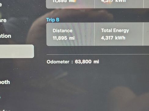 Used 2022 Tesla Model X Plaid image 22