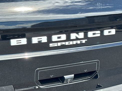 Used 2022 Ford Bronco Sport Outer Banks w/ Tech Package AWD/4WD image 23