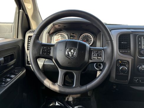 Used 2018 RAM 1500 Express w/ Express Value Package image 12