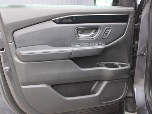 Used 2024 Honda Pilot EX-L image 43