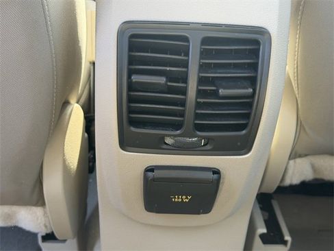 Used 2014 Ford C-MAX SE image 13