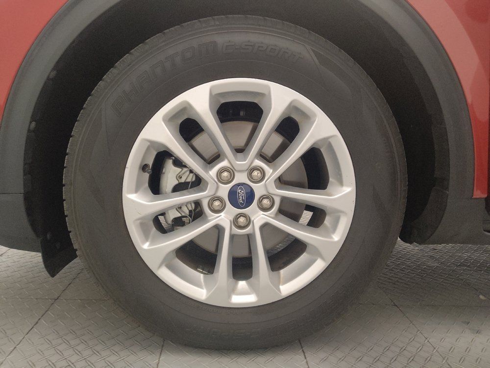 Used 2020 Ford Escape SE FWD image 31