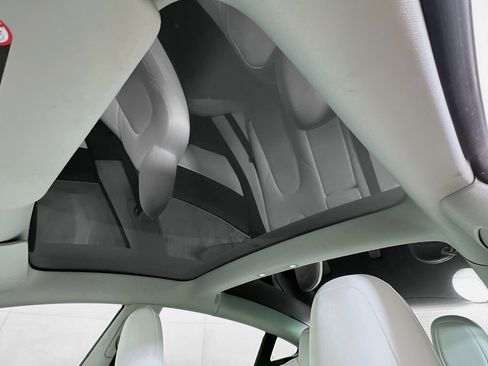 Used 2018 Tesla Model 3 Long Range image 25