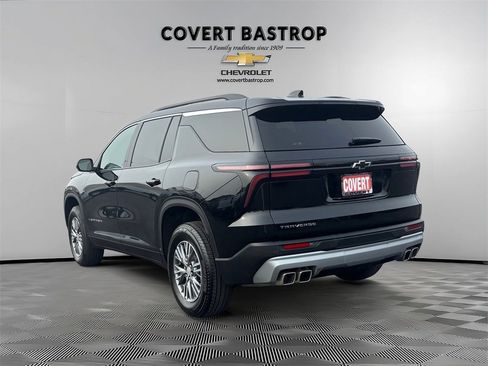 Certified 2025 Chevrolet Traverse LT image 5