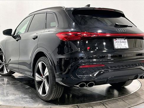 New 2025 Audi SQ5 Premium Plus image 3