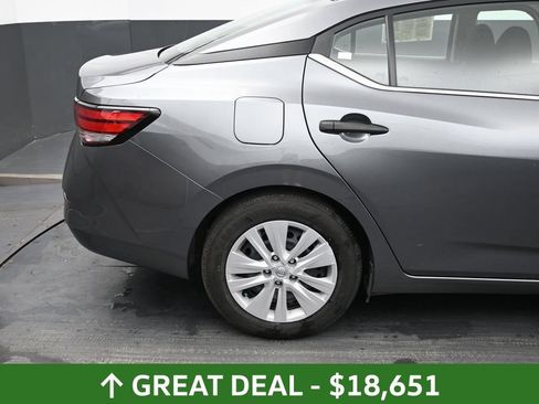 Used 2025 Nissan Sentra S FWD image 13