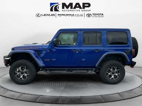 Used 2019 Jeep Wrangler Unlimited Rubicon AWD/4WD image 2