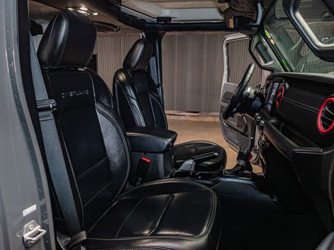 Used 2022 Jeep Gladiator Overland w/ Popular Equipment Package image 13