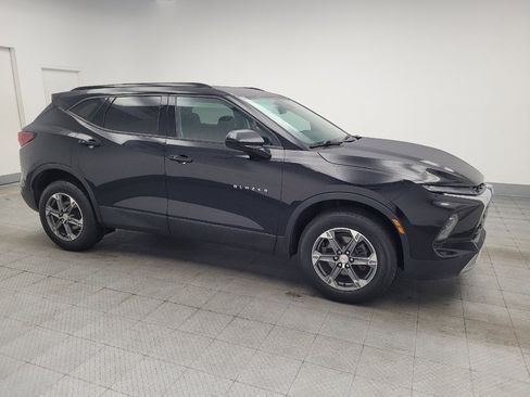 Used 2024 Chevrolet Blazer LT w/ Convenience Package FWD image 11
