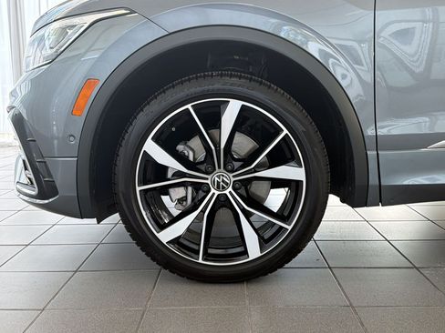 Used 2024 Volkswagen Tiguan SEL R-Line AWD/4WD image 13