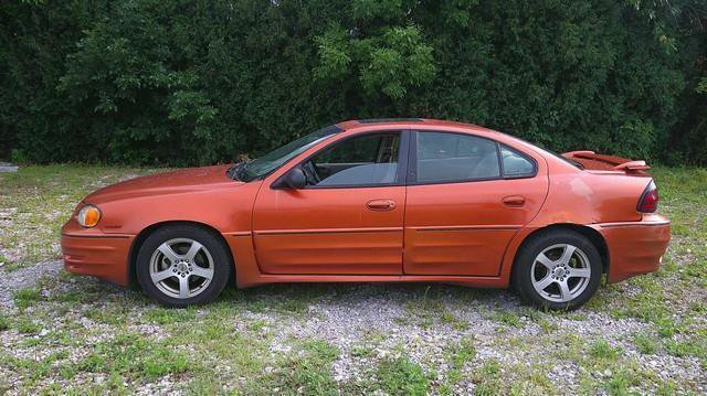 Used 2004 Pontiac Grand Am GT FWD image 1