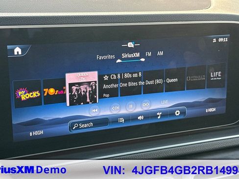 Used 2024 Mercedes-Benz GLE 450e 4MATIC image 31