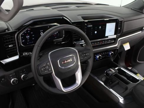 New 2026 GMC Sierra 1500 SLT image 9