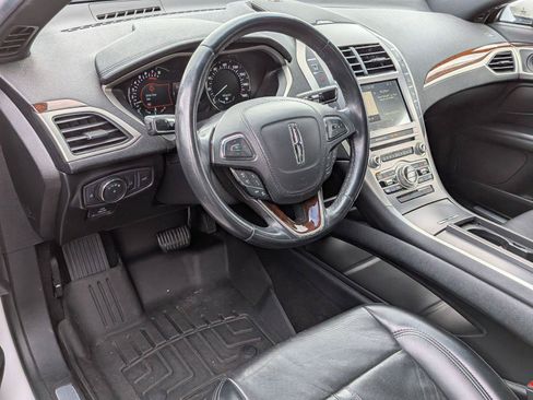 Used 2020 Lincoln MKZ Reserve FWD image 9