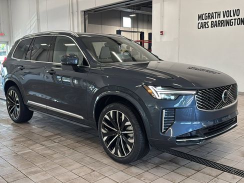 Used 2026 Volvo XC90 B6 Plus w/ Protection Package Premier image 3