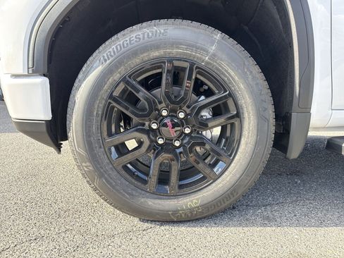 New 2026 GMC Sierra 1500 Elevation w/ Preferred Package image 12