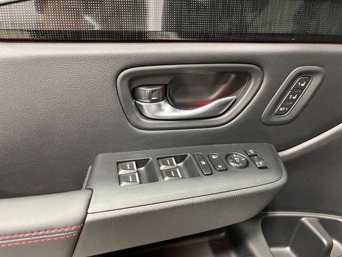 New 2025 Honda Pilot Black Edition image 15