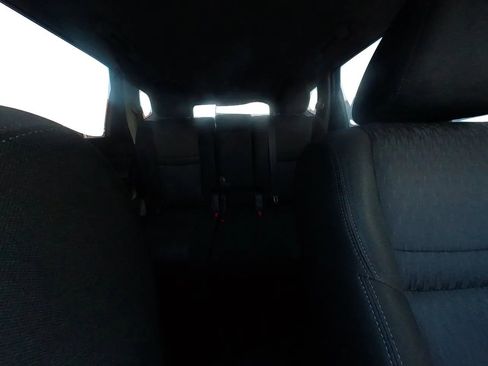 Used 2018 Nissan Rogue S image 26