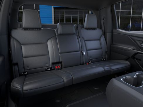 New 2025 Chevrolet Silverado EV LT image 39