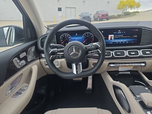 New 2026 Mercedes-Benz GLS 450 4MATIC image 13