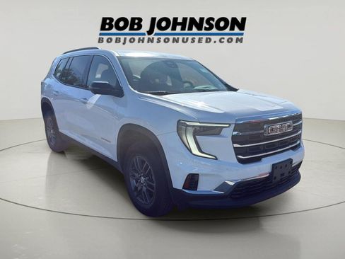 Used 2025 GMC Acadia Elevation AWD/4WD image 1