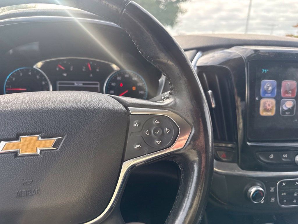 Used 2019 Chevrolet Traverse LT FWD image 19