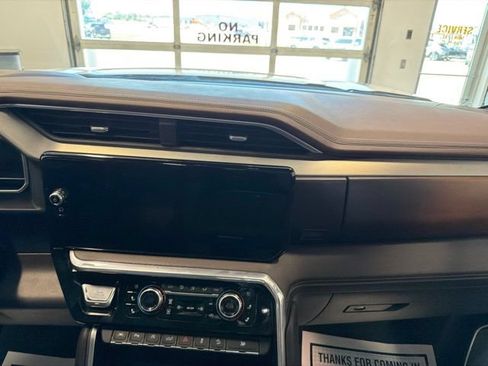 Used 2023 GMC Sierra 1500 Denali w/ Denali Reserve Package AWD/4WD image 26