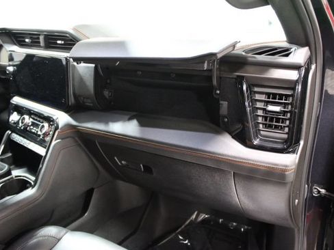 Used 2025 GMC Sierra 2500 AT4 AWD/4WD image 29